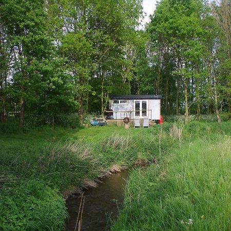 Cherry Tub In The Orchard. Cozy Getaway Stillington Екстериор снимка